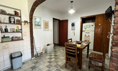 Chalet impecable de una planta / suite / gran jardín / lote 410 m2