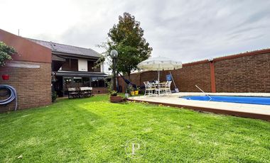 Casa en Las Colinas P.Ramos