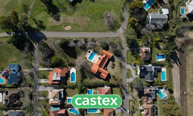 Casa de 4 dormitorios en venta en Golfer's C.C.