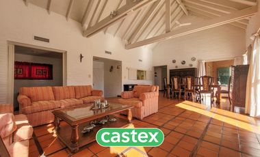 Casa de 4 dormitorios en venta en Golfer's C.C.