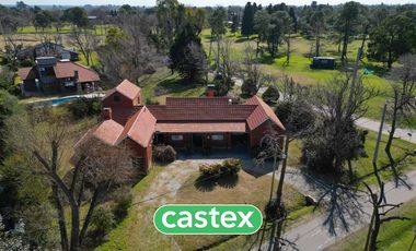 Casa de 4 dormitorios en venta en Golfer's C.C.