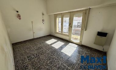 3 ambientes Quilmes Centro, planta alta