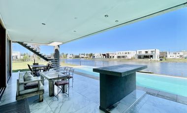 CASA AL LAGO EN LAGUNA GRANDE VILLANUEVA - 6 AMBIENTES