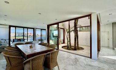 CASA AL LAGO EN LAGUNA GRANDE VILLANUEVA - 6 AMBIENTES