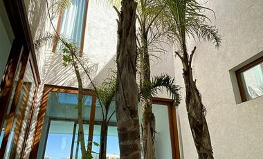 CASA AL LAGO EN LAGUNA GRANDE VILLANUEVA - 6 AMBIENTES