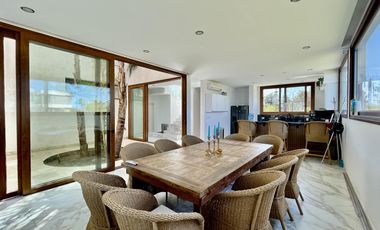 CASA AL LAGO EN LAGUNA GRANDE VILLANUEVA - 6 AMBIENTES