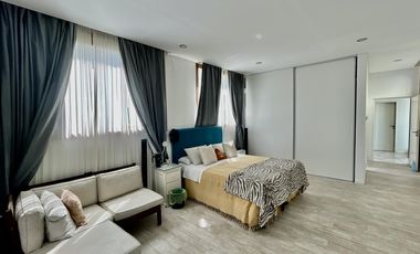 CASA AL LAGO EN LAGUNA GRANDE VILLANUEVA - 6 AMBIENTES