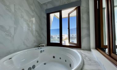 CASA AL LAGO EN LAGUNA GRANDE VILLANUEVA - 6 AMBIENTES