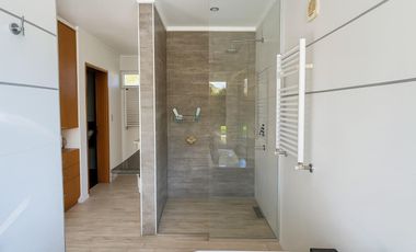 Casa en Los Alamos Club de Campo Ibarlucea Barrio Cerrado 3 Dormitorios