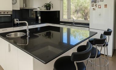 Casa en Los Alamos Club de Campo Ibarlucea Barrio Cerrado 3 Dormitorios