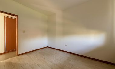 Casa en Los Alamos Club de Campo Ibarlucea Barrio Cerrado 3 Dormitorios