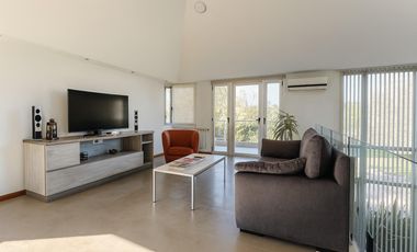 Casa en Los Alamos Club de Campo Ibarlucea Barrio Cerrado 3 Dormitorios