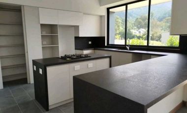 VENTA DE CASA EN EL RETIRO FIZEBAD, PARA ESTRENAR DE UN NIVEL.