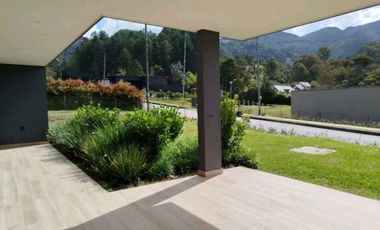 VENTA DE CASA EN EL RETIRO FIZEBAD, PARA ESTRENAR DE UN NIVEL.