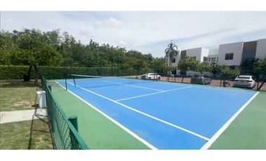 CASA EN EL CONDOMINIO LOS NGELES GIRARDOT