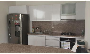 CASA EN EL CONDOMINIO LOS NGELES GIRARDOT