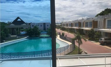 CASA EN EL CONDOMINIO LOS NGELES GIRARDOT