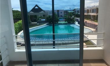 CASA EN EL CONDOMINIO LOS NGELES GIRARDOT