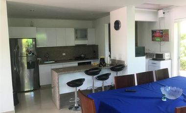 CASA EN EL CONDOMINIO LOS NGELES GIRARDOT