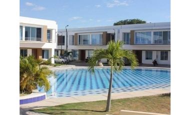 CASA EN EL CONDOMINIO LOS NGELES GIRARDOT