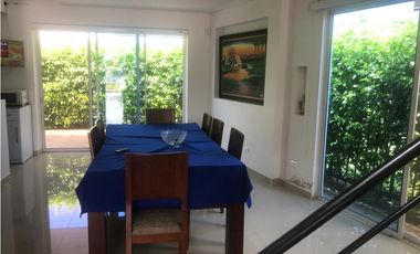 CASA EN EL CONDOMINIO LOS NGELES GIRARDOT