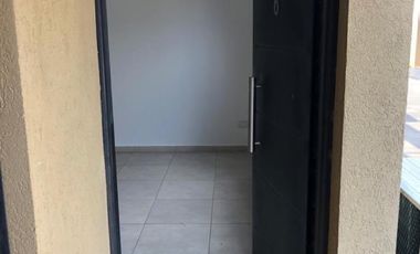 Departamento 2 ambientes en  alquiler en San Miguel