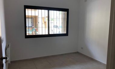 Departamento 2 ambientes en  alquiler en San Miguel