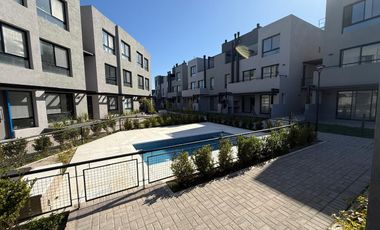 VENTA DUPLEX 4 AMB TOWN KIRI -  Nordelta - Departamento 3 habitaciones UF 212