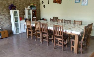 Chalet 4 ambientes con quincho