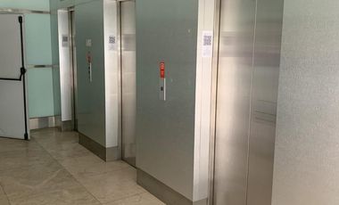 Edificio comercial a la venta en Microcentro