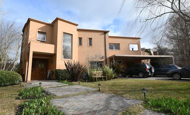 Casa en  venta en Los Ceibos Club de Campo