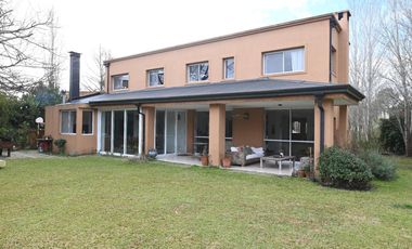 Casa en  venta en Los Ceibos Club de Campo