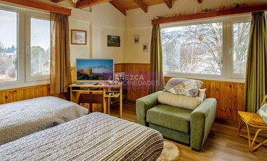 SE VENDE DEPARTAMENTO 3 AMBIENTES EL BOLSÓN  CENTRO