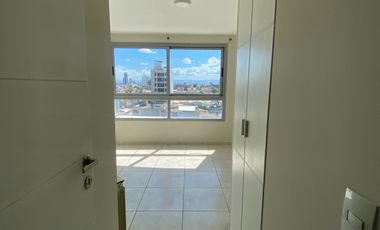 Departamento 2 dormitorios c/ balcón, cochera disponible  y terraza con asadores!