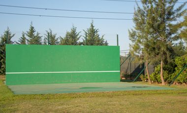 Casa en alquiler en  El Encuentro de 3 dormitorios con laguna