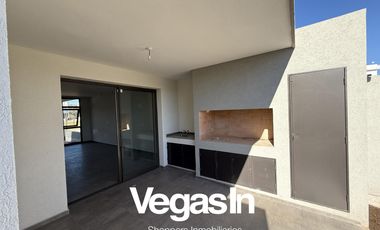 LA CALANDRIA - DUPLEX A ESTRENAR - FRENTE A PLAZA!