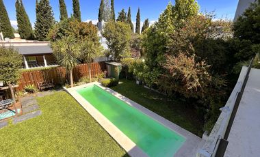 Casa en Venta con Piscina en Ranelagh Golf Club