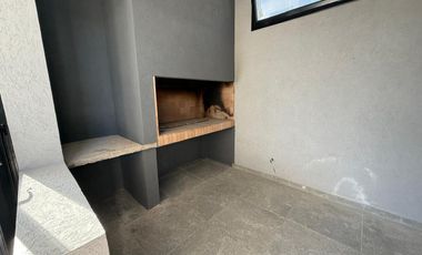 VENTA DUPLEX 4 AMB TOWN KIRI -  Nordelta - Departamento 3 habitaciones UF 311