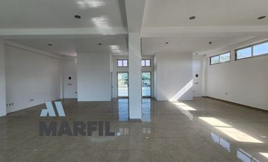 Renta 2 locales comerciales Zona Norte de Colima