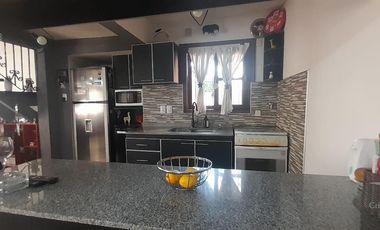 Casa con Pileta en Venta con pileta en Florencio Varela