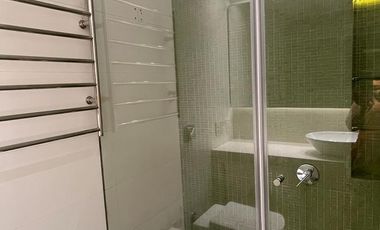 Departamento Venta o Alquiler  de 4 ambientes – Piso Alto – Edificio Panedile