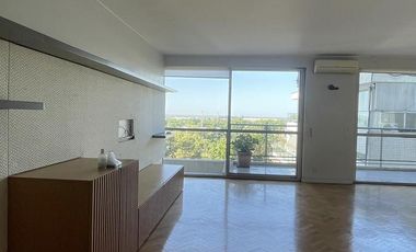 Departamento Venta o Alquiler  de 4 ambientes – Piso Alto – Edificio Panedile
