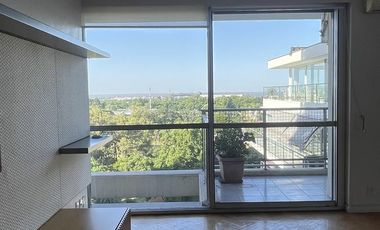 Departamento Venta o Alquiler  de 4 ambientes – Piso Alto – Edificio Panedile