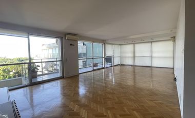 Departamento Venta o Alquiler  de 4 ambientes – Piso Alto – Edificio Panedile