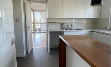 Departamento Venta o Alquiler  de 4 ambientes – Piso Alto – Edificio Panedile