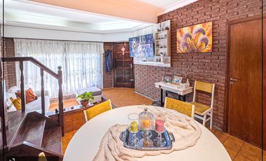 Chalet apto crédito en Colinas de Peralta Ramos