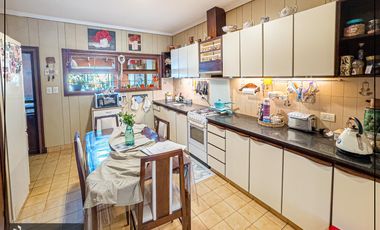 Chalet apto crédito en Colinas de Peralta Ramos