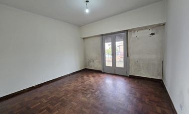 VENTA CASA MULTIFAMILIAR EN VILLA ADELINA