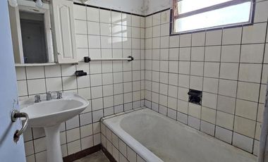 VENTA CASA MULTIFAMILIAR EN VILLA ADELINA