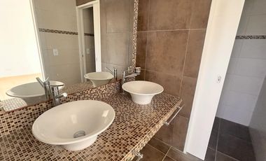 Casa en Village Del Parque